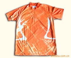 上海匯彩數(shù)碼印花 引領(lǐng)時尚潮流，專業(yè)服裝輔料產(chǎn)品與銷售服務(wù)